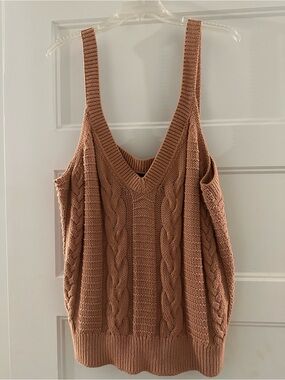 Banana Republic Cable Knit Sweater Tank in Warm Tan